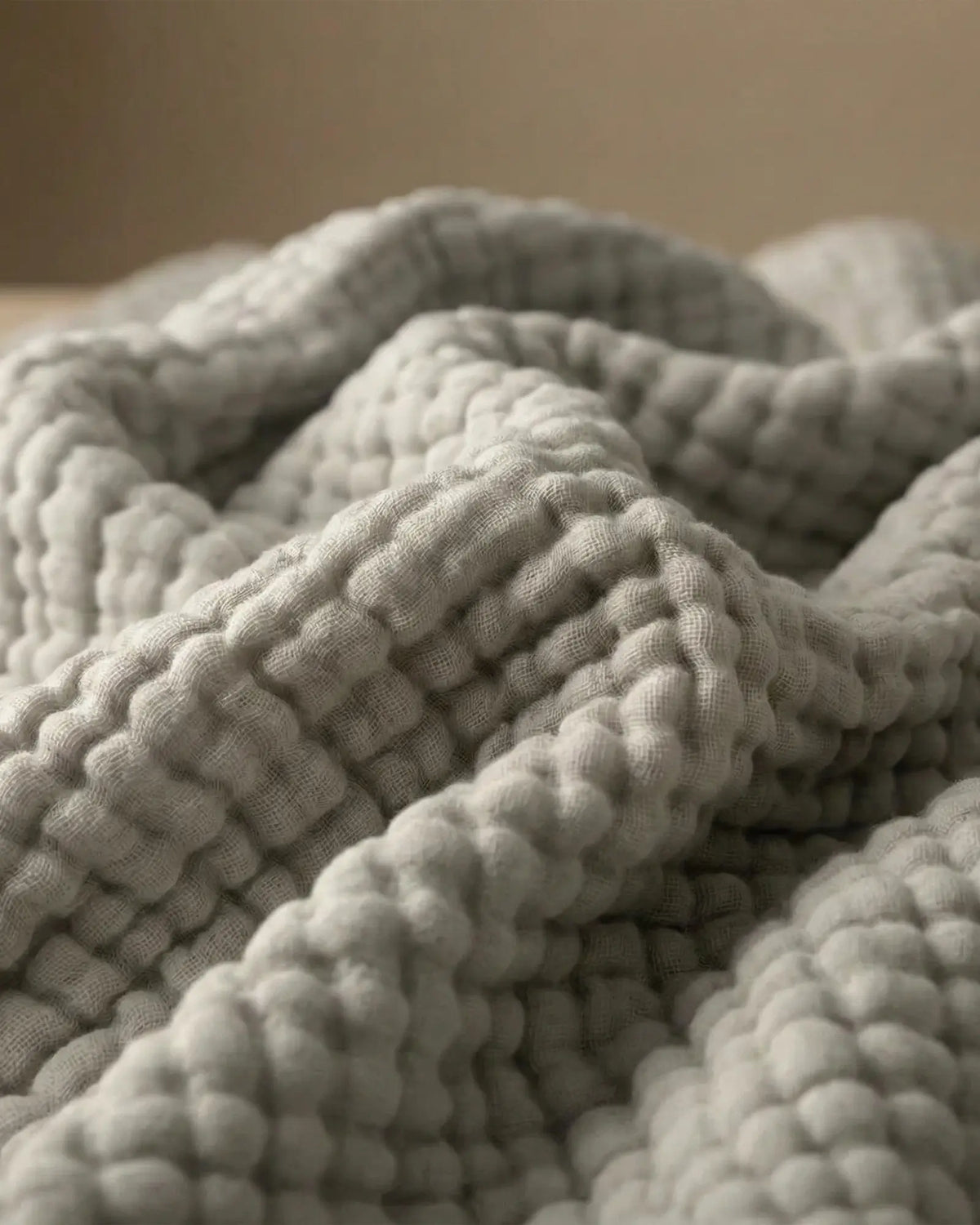 Muslin Blanket in Grey detail